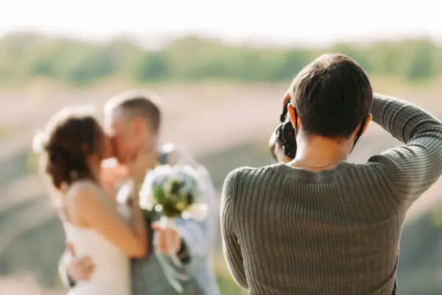 Come Scegliere il Giusto Fotografo per il Proprio Matrimonio